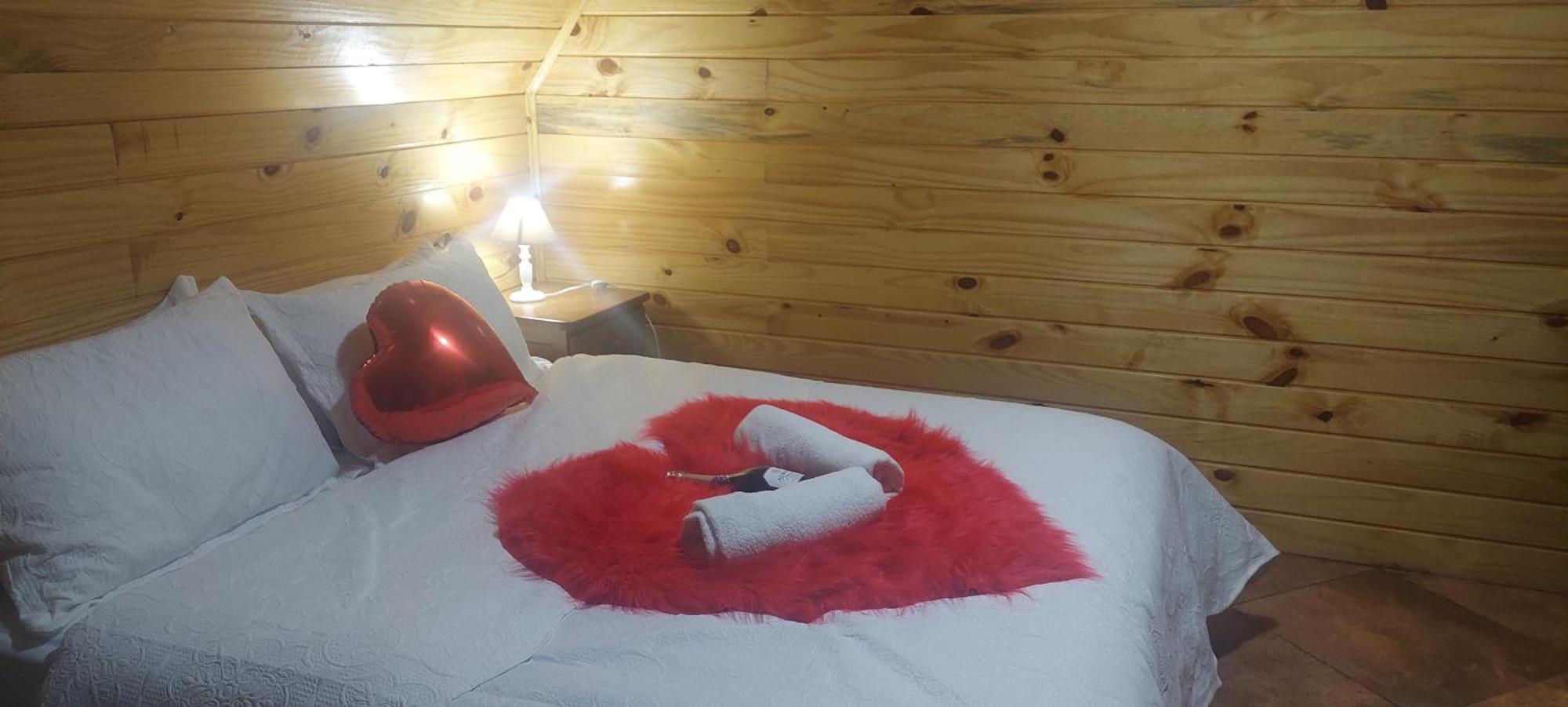 Chale Com Hidromassagem Da Vick Hotel Campos do Jordao Bagian luar foto