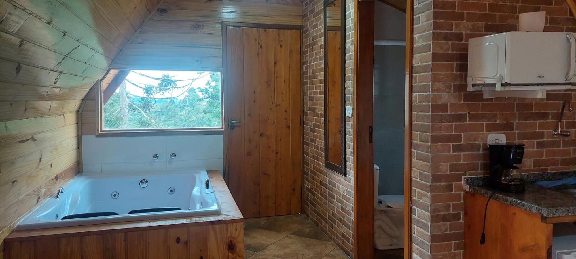 Chale Com Hidromassagem Da Vick Hotel Campos do Jordao Bagian luar foto