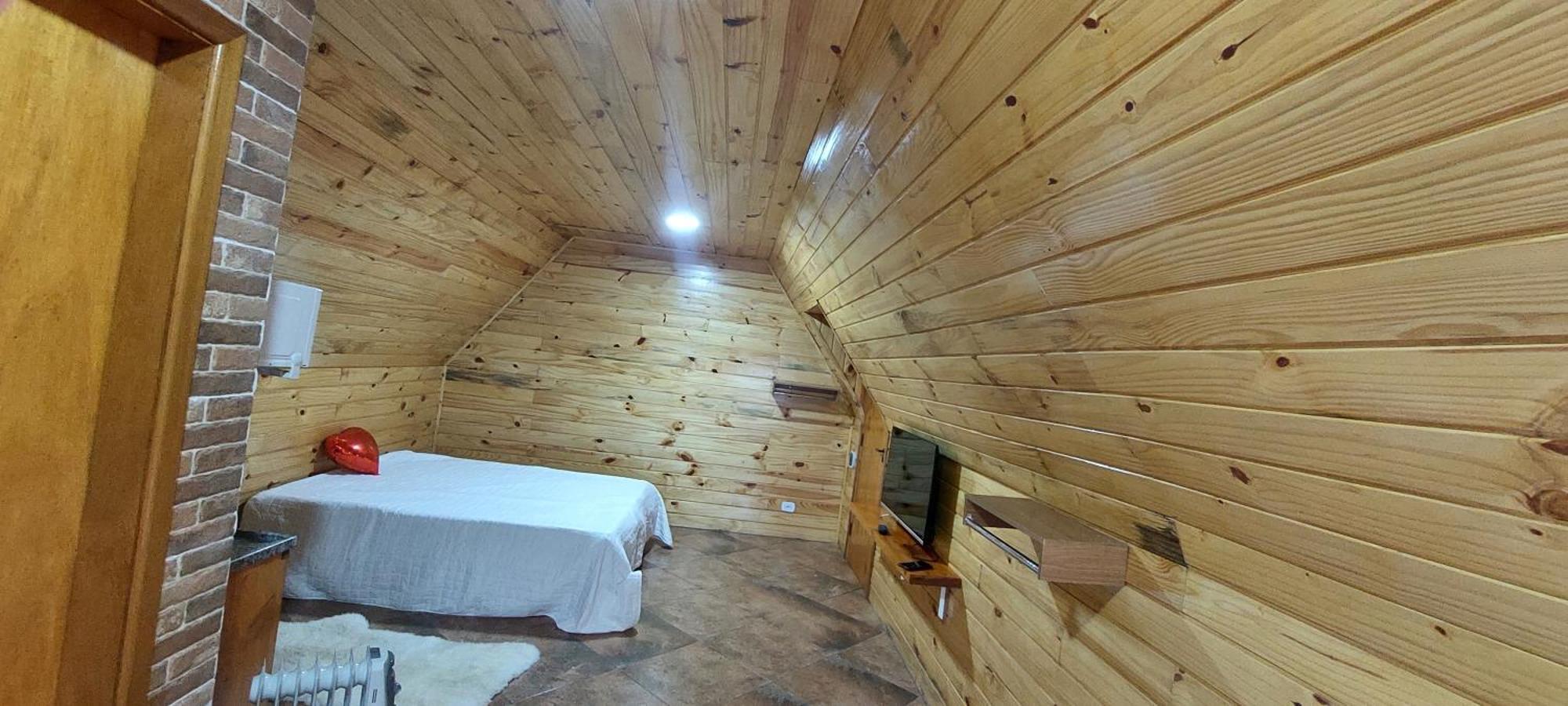 Chale Com Hidromassagem Da Vick Hotel Campos do Jordao Bagian luar foto